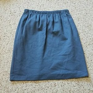 Cute mid thigh skirt
